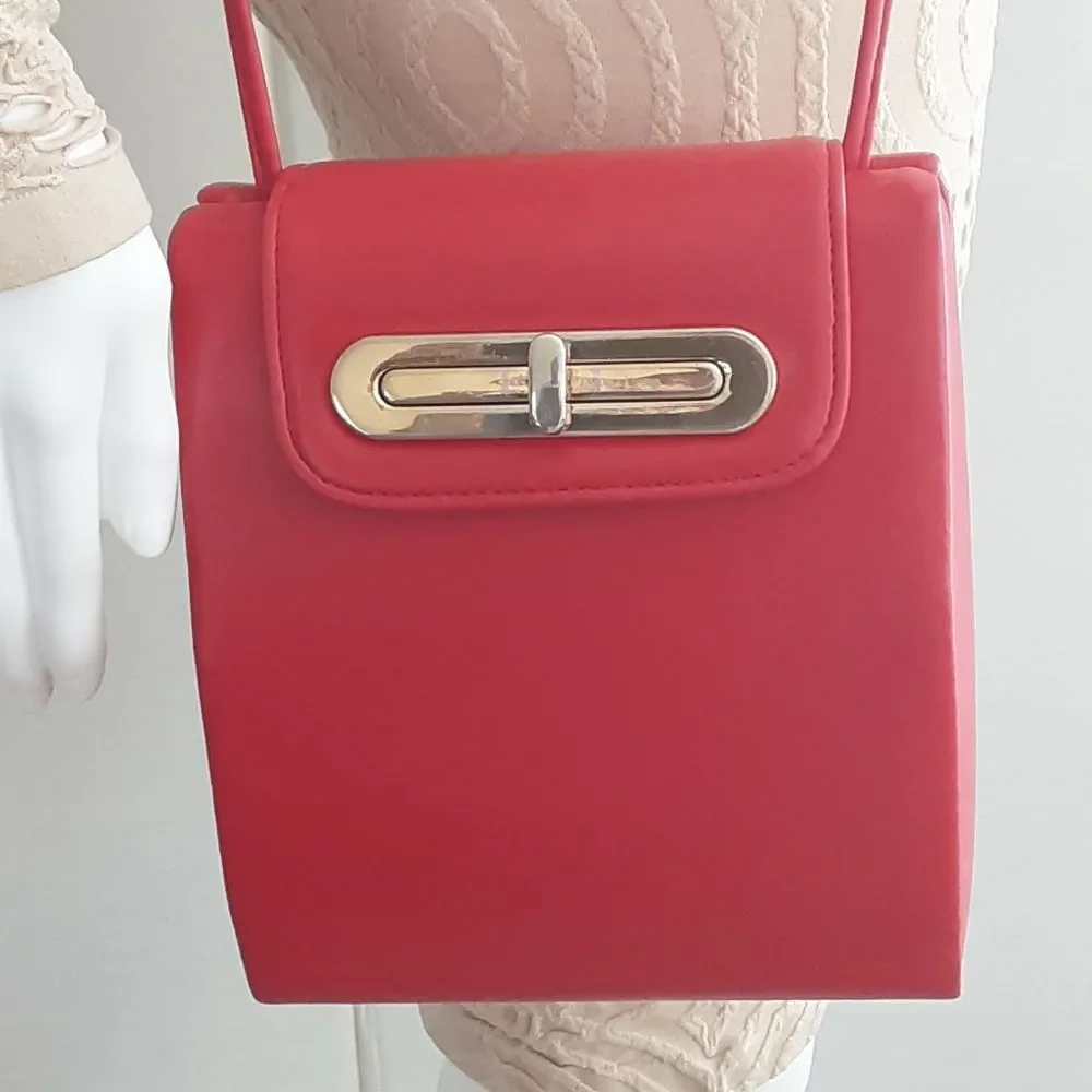 ANDE' Minimalist Red Box Vegan Leather Gold Tone Hardware Crossbody Bag - Vtg